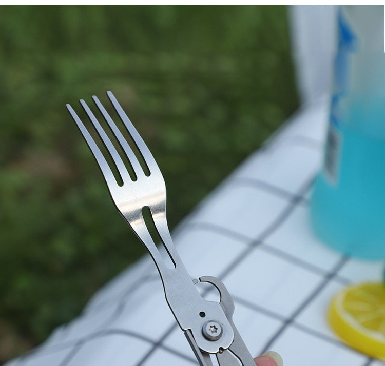 Camping Cutlery - Foldable & Multi-Function